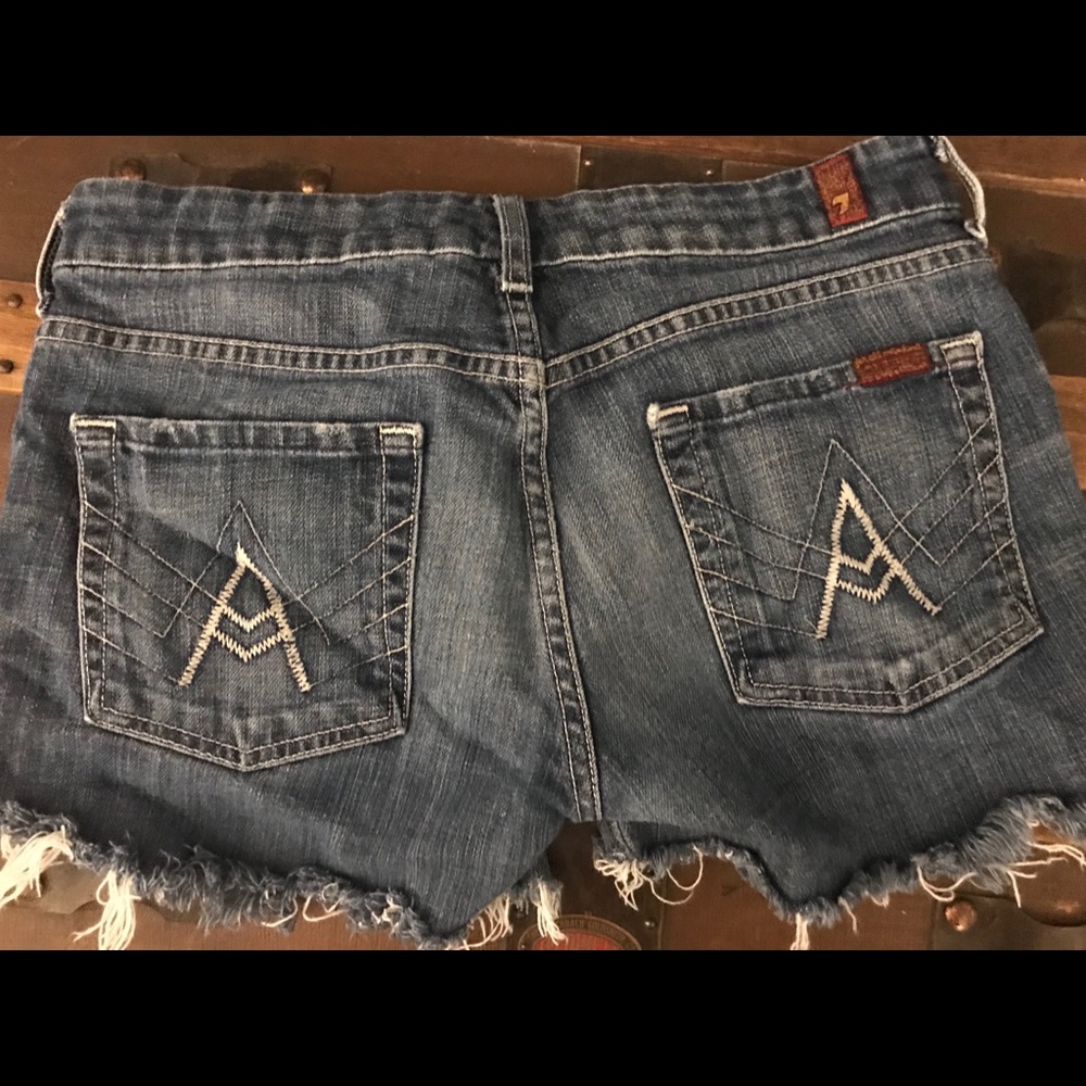 7 FAM Vintage A Pocket Cut-off Shorts